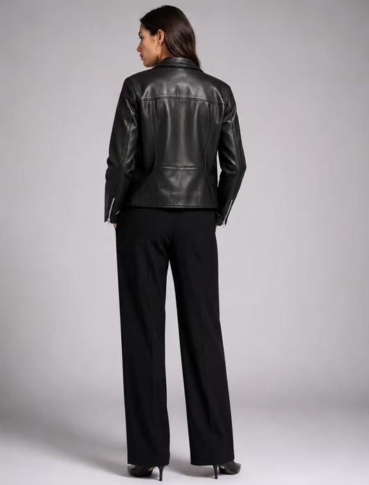 Chaqueta Biker de Cuero Negro para Mujer Estilo Cropped Corta con Cremallera Asimétrica